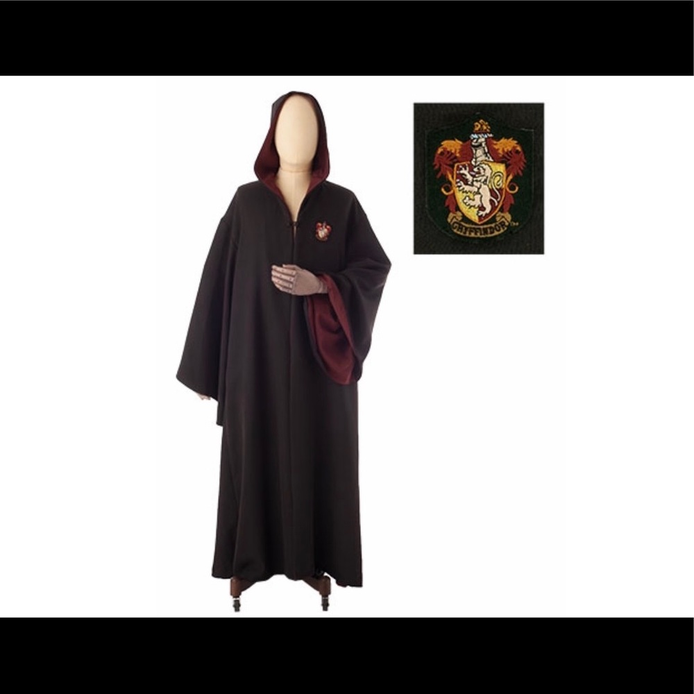 Wizarding World of Harry Potter Gryffindor Robe